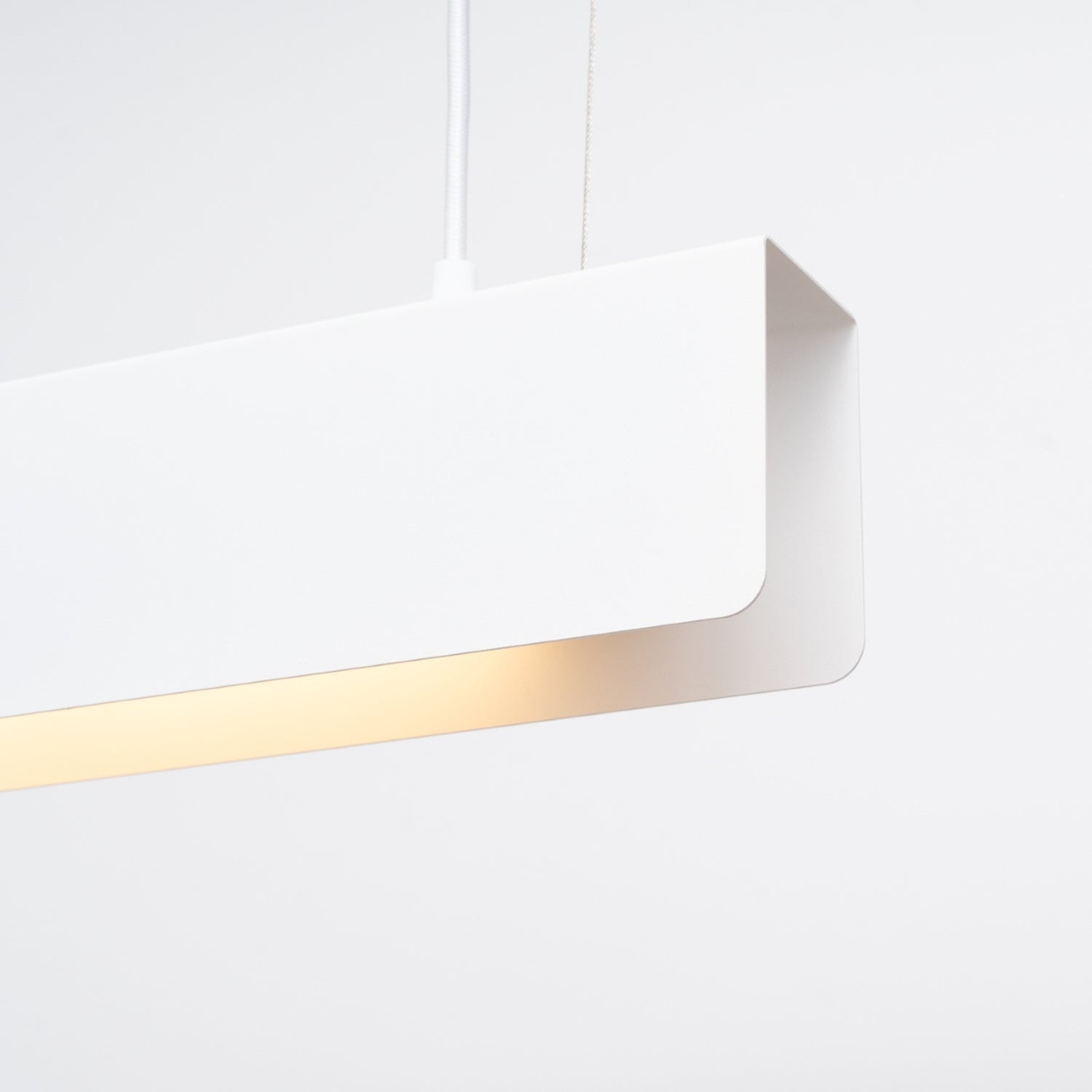 Lampa suspendata SPARK alba