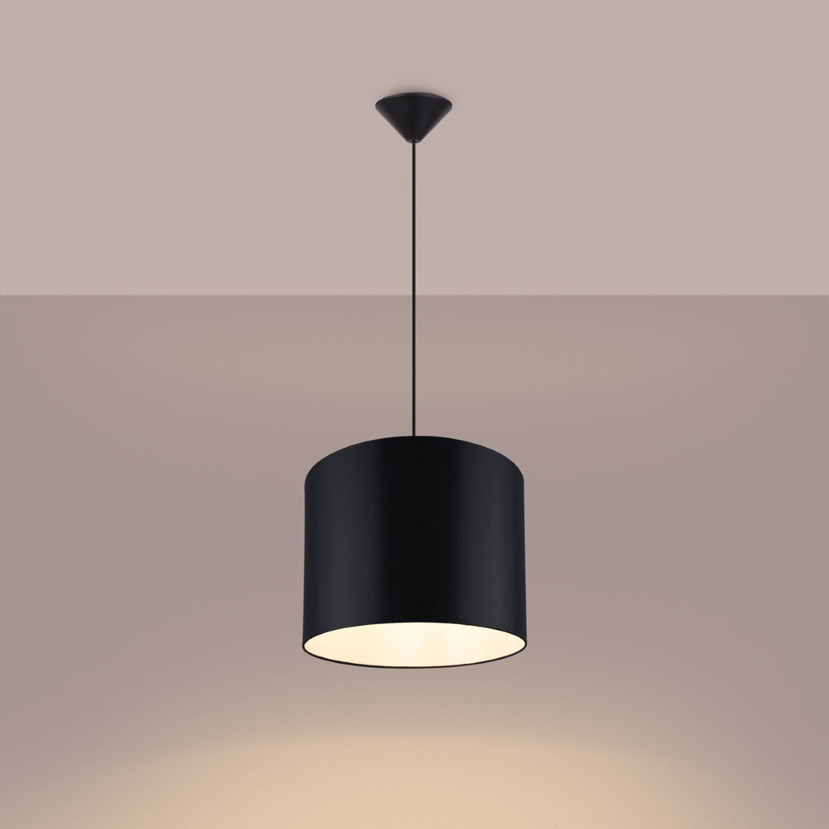 Lampa suspendata NOVA 30 negru